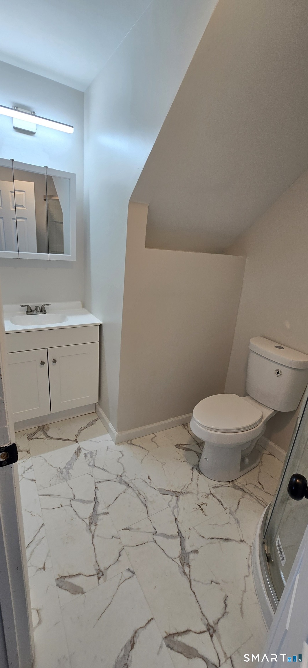 189 Fieldwood Road Waterbury, CT 06704 - Photo 25 of 30