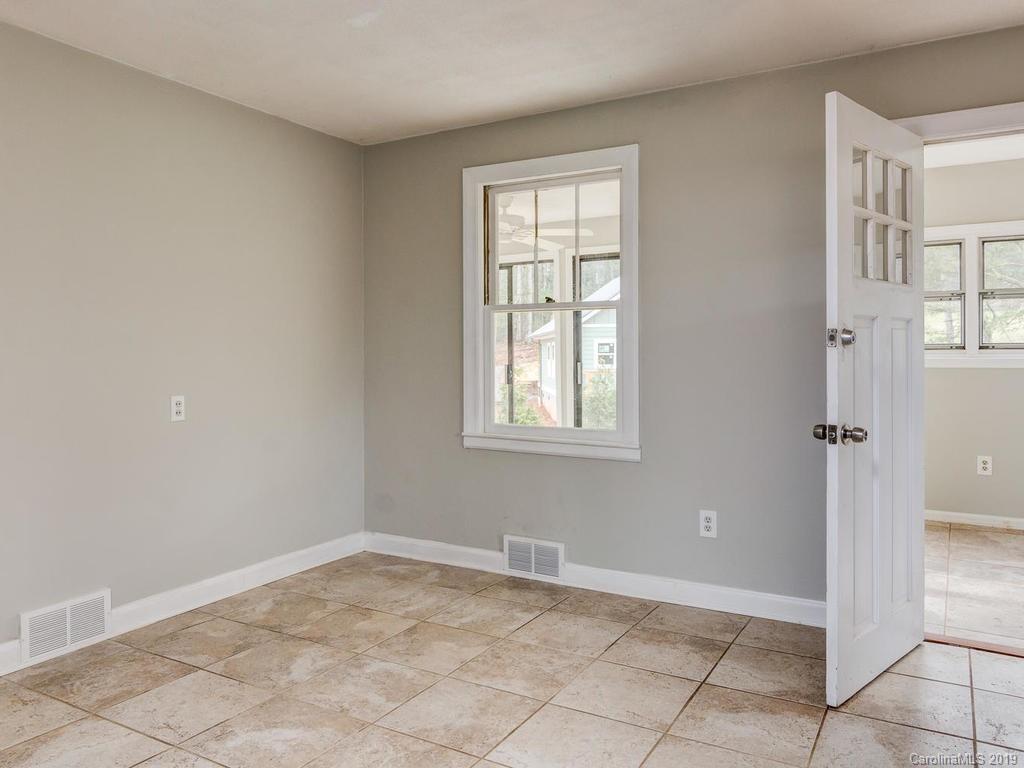 309 Rosscraggon Road Arden, NC 28704 - Photo 9 of 22 Gallery Image 9