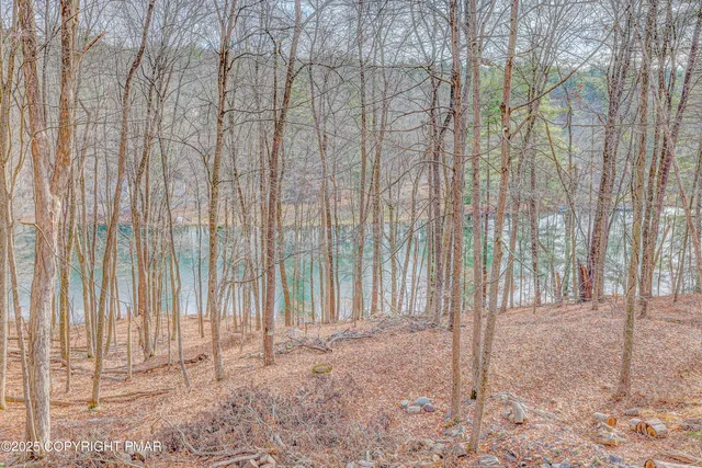 $499,000 | 2463 Larkspur Drive, Stroudsburg, PA 18360