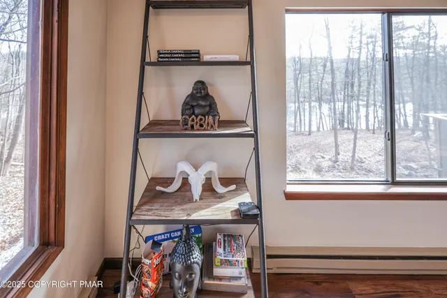 $499,000 | 2463 Larkspur Drive, Stroudsburg, PA 18360