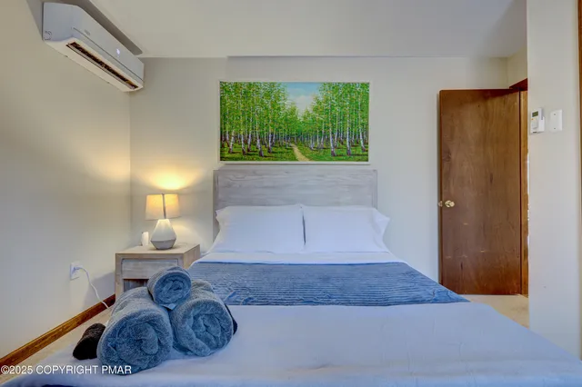 $499,000 | 2463 Larkspur Drive, Stroudsburg, PA 18360