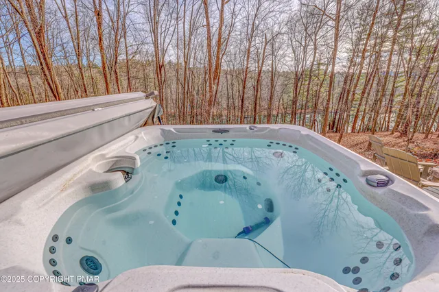 $499,000 | 2463 Larkspur Drive, Stroudsburg, PA 18360