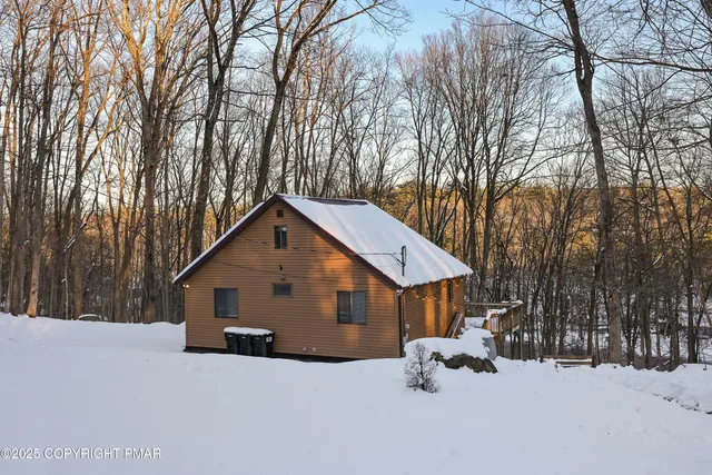 $499,000 | 2463 Larkspur Drive, Stroudsburg, PA 18360