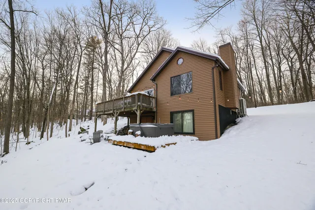 $499,000 | 2463 Larkspur Drive, Stroudsburg, PA 18360