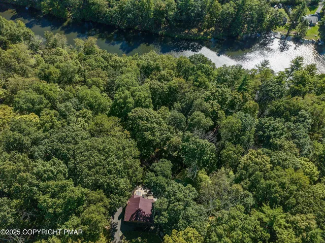 $499,000 | 2463 Larkspur Drive, Stroudsburg, PA 18360