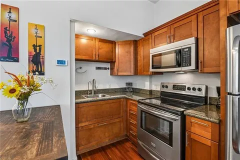 $219,000 | 1224 St Charles Avenue, Unit 200, New Orleans, LA 70130