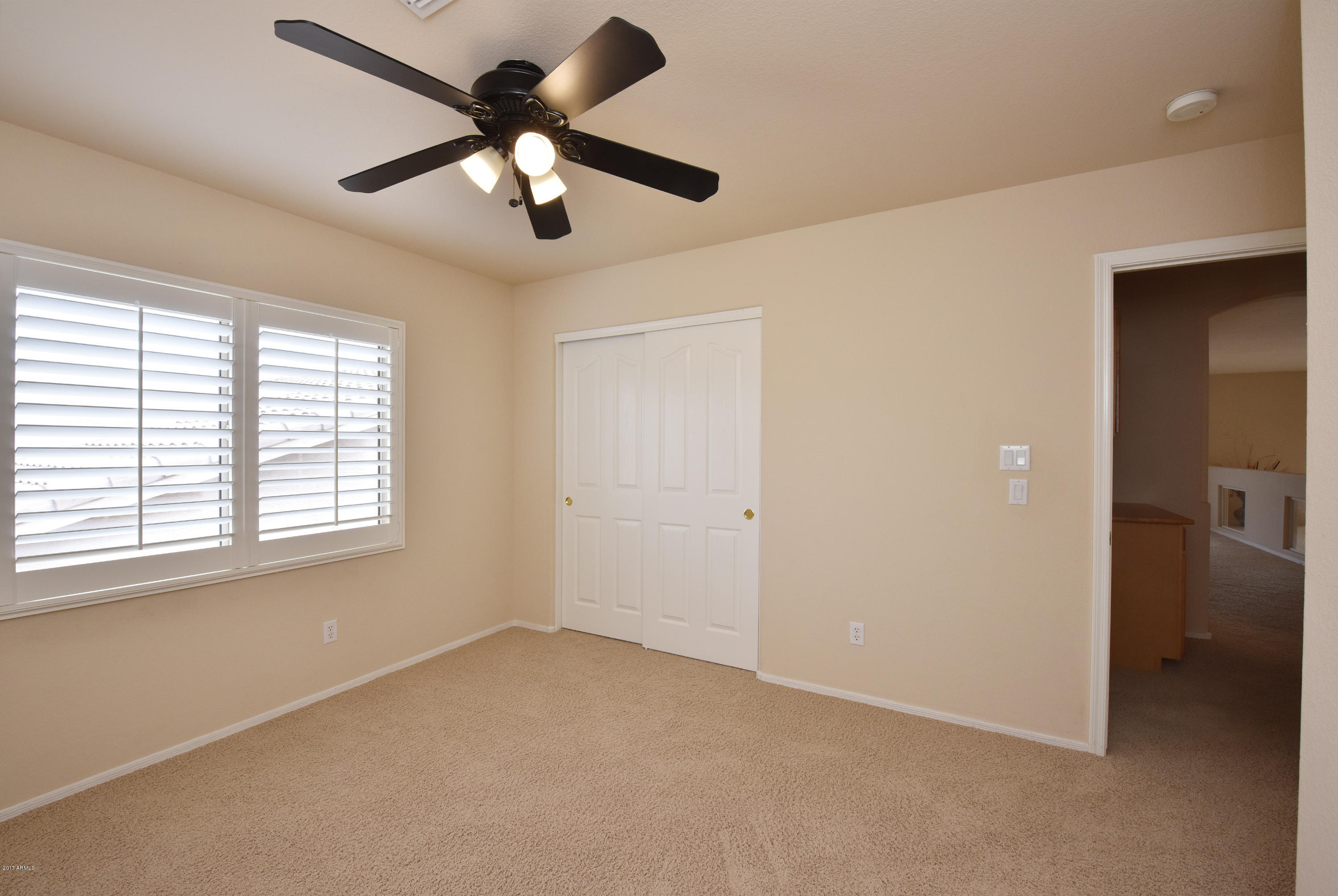 4359 East Briles Road Phoenix, AZ 85050 - Photo 23 of 30 Guest Room
