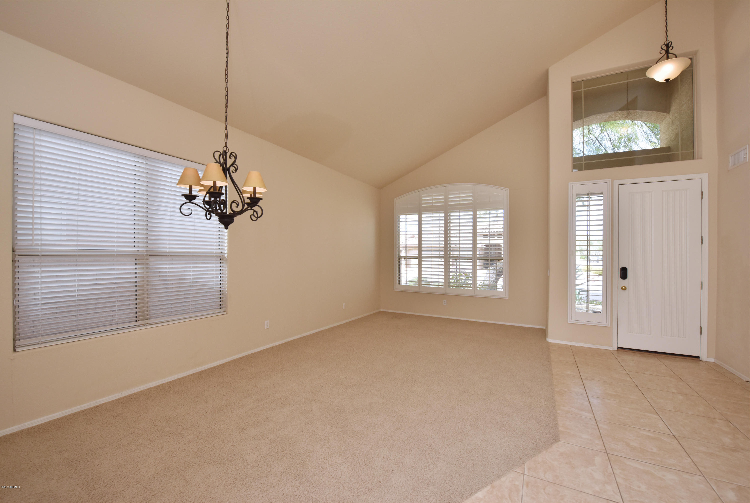 4359 East Briles Road Phoenix, AZ 85050 - Photo 5 of 30 Entry/Living/Dine