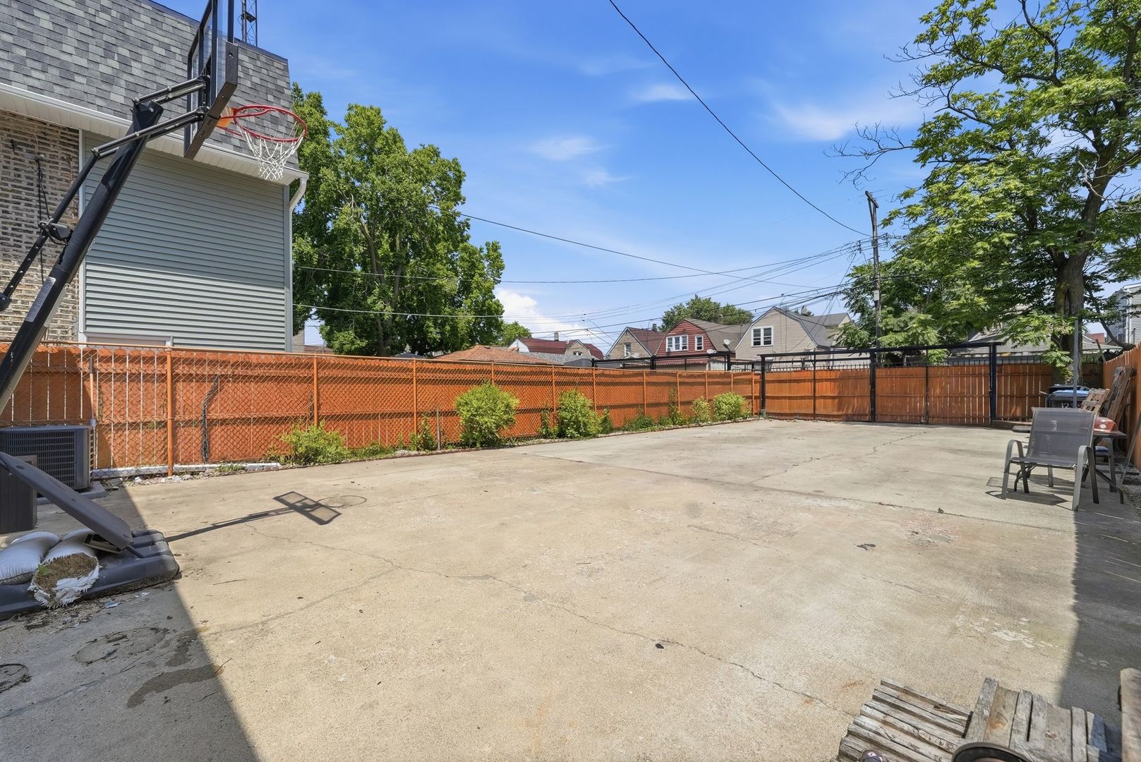 1235 North Harding Avenue Chicago, IL 60651 - Photo 28 of 38
