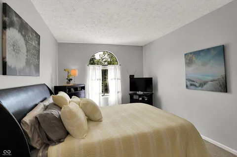 $229,900 | 9394 Golden Leaf Way, Indianapolis, IN 46260