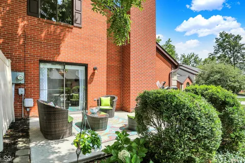 $229,900 | 9394 Golden Leaf Way, Indianapolis, IN 46260