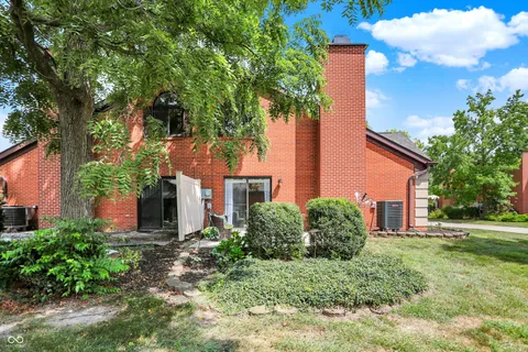 $229,900 | 9394 Golden Leaf Way, Indianapolis, IN 46260