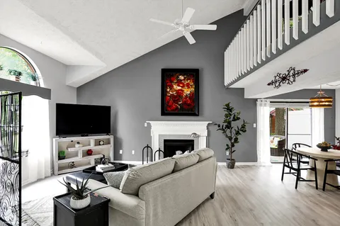 $229,900 | 9394 Golden Leaf Way, Indianapolis, IN 46260