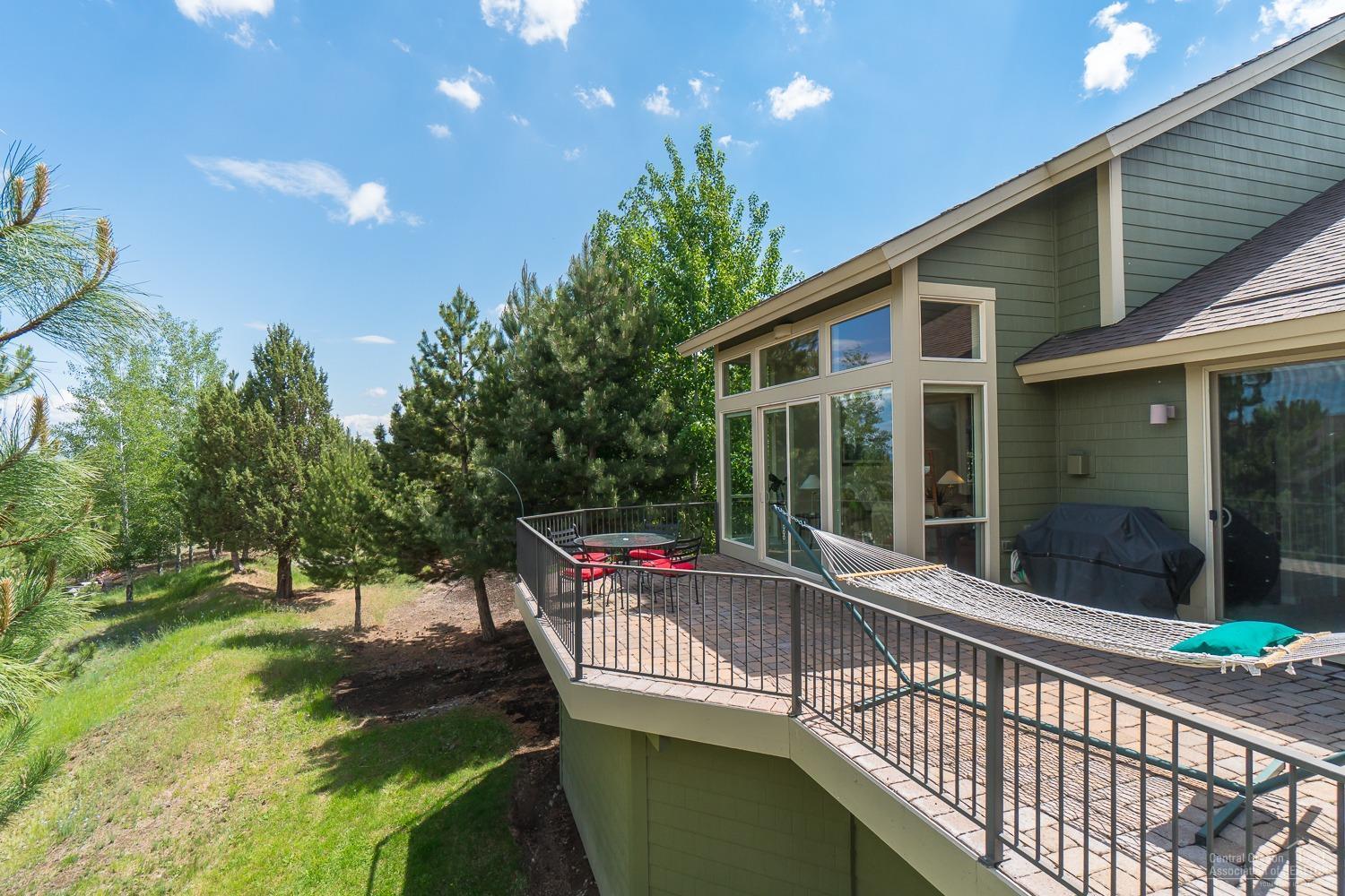 10963 Village Loop Redmond, OR 97756 - Photo 5 of 25 Additional Photo