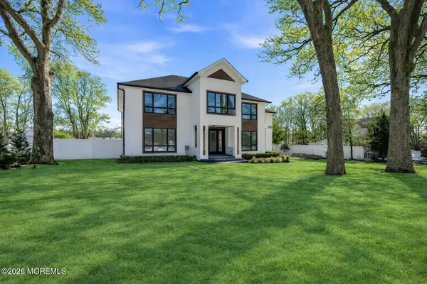 $2,799,000 | 370 Wall Street, Eatontown, NJ 07724