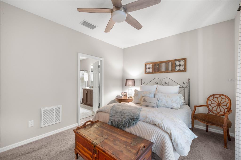 5636 Northwest 37th Lane Road Ocala, FL 34482 - Photo 19 of 63 Gallery Image 19