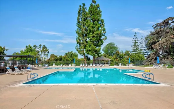 $659,000 | 13624 La Jolla Circle, Unit H, La Mirada, CA 90638