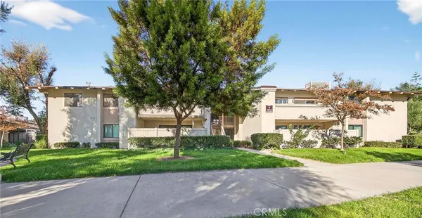$659,000 | 13624 La Jolla Circle, Unit H, La Mirada, CA 90638
