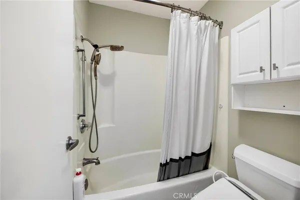 $659,000 | 13624 La Jolla Circle, Unit H, La Mirada, CA 90638