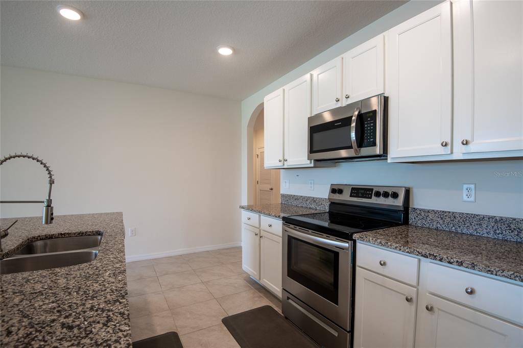 2433 White Poppy Drive Kissimmee, FL 34747 - Photo 22 of 40
