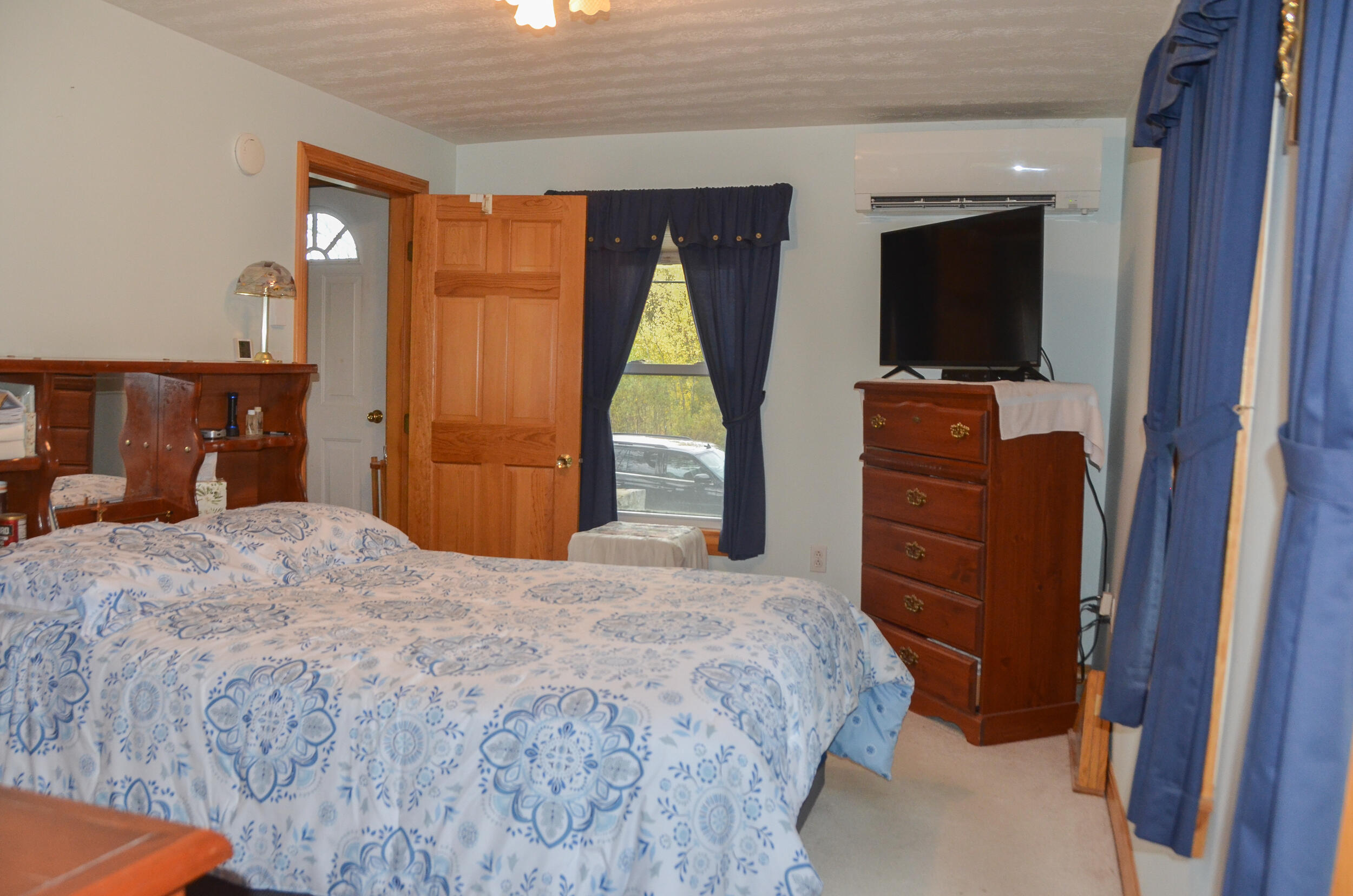 87 Middle Road Augusta, ME 04330 - Photo 24 of 63 First Floor Bedroom