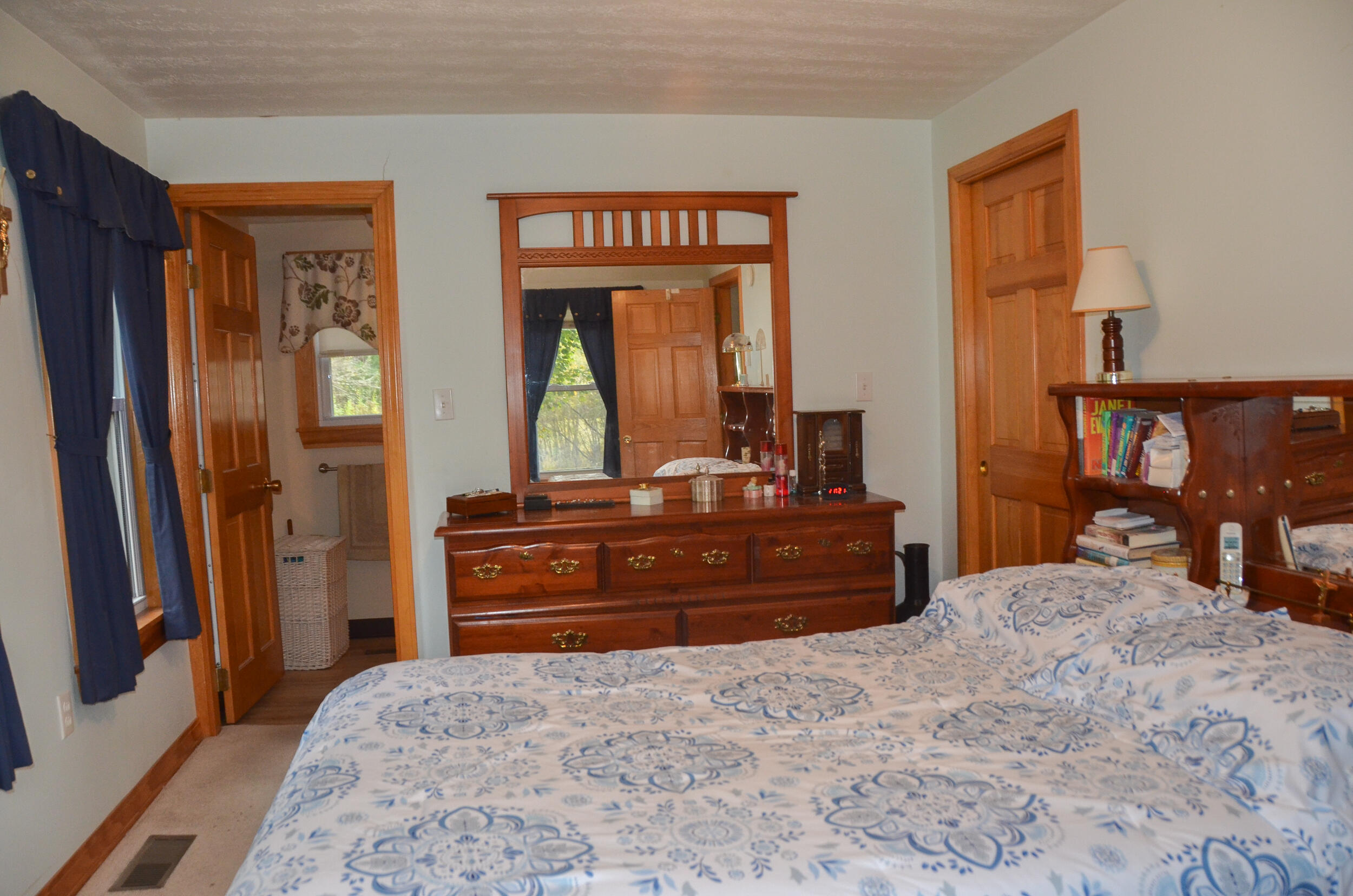 87 Middle Road Augusta, ME 04330 - Photo 27 of 63 0026-2025 KarenRamsayPhoto-DSC_0056