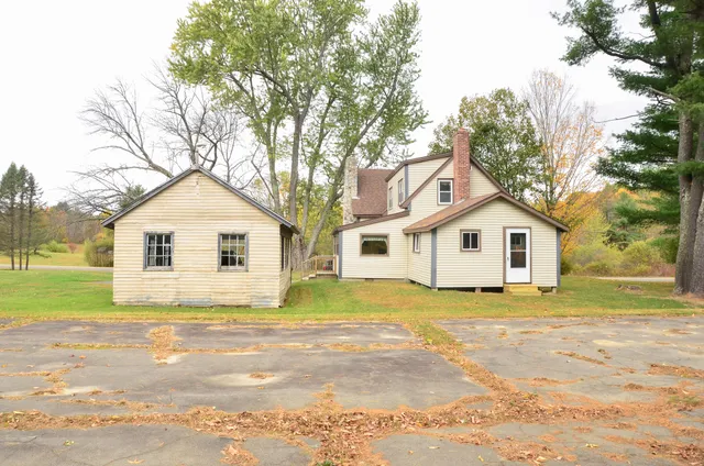 $324,900 | 87 Middle Road, Augusta, ME 04330