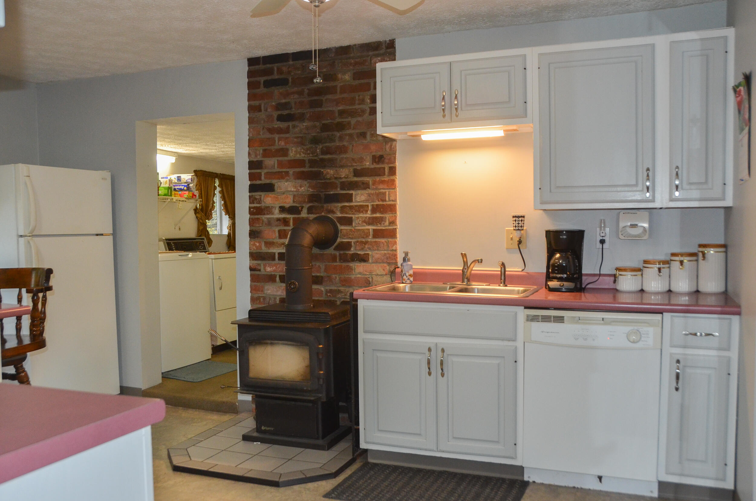 87 Middle Road Augusta, ME 04330 - Photo 9 of 63 Kitchen