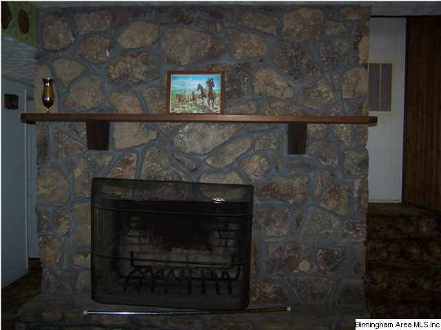 583 Ridgeway Circle Talladega, AL 35160 - Photo 8 of 17