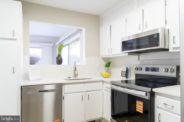 $560,000 | 15561 Prince Frederick Way, Unit 114A, Silver Spring, MD 20906