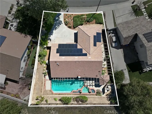 $899,000 | 25377 Fortuna Drive, Valencia, CA 91355