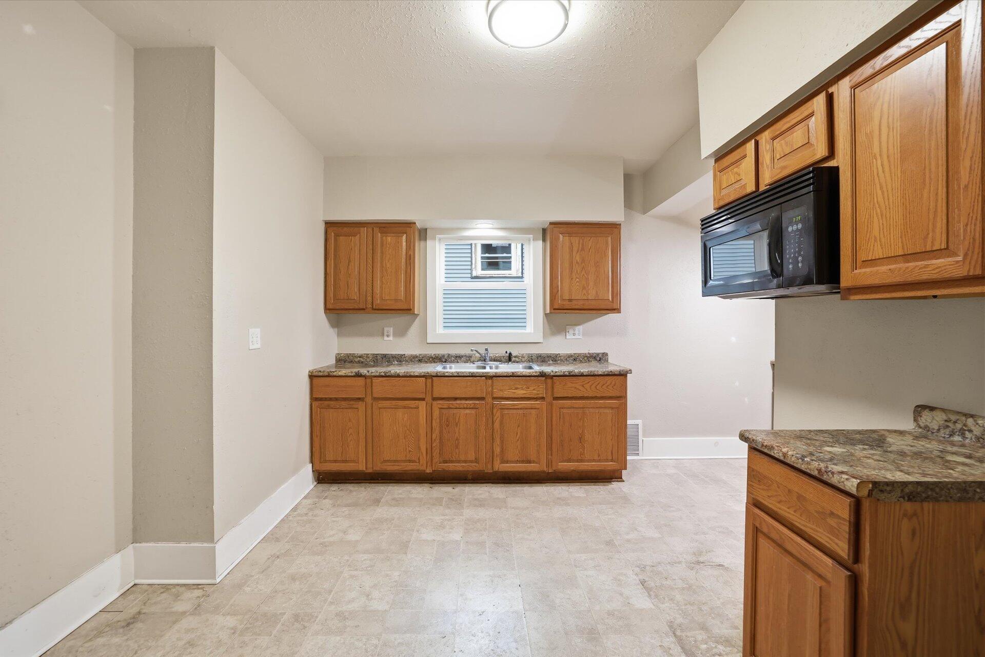 2473 North 57th Street Milwaukee, WI 53210 - Photo 8 of 25 8 Kitchen