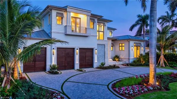 $18,495,000 | 1935 5th Street South, Naples, FL 34102