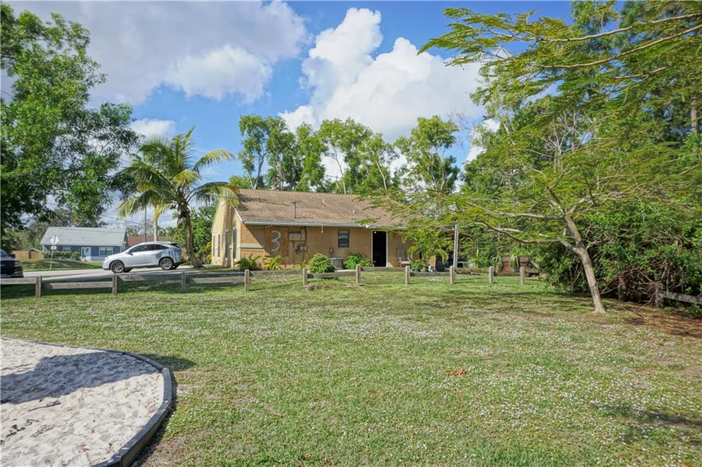 4971 Southeast Primrose Way Stuart, FL 34997 - Photo 21 of 22 Gallery Image 21