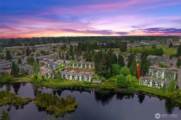 $325,000 | 423 75th Street Southeast, Unit B26, Everett, WA 98203