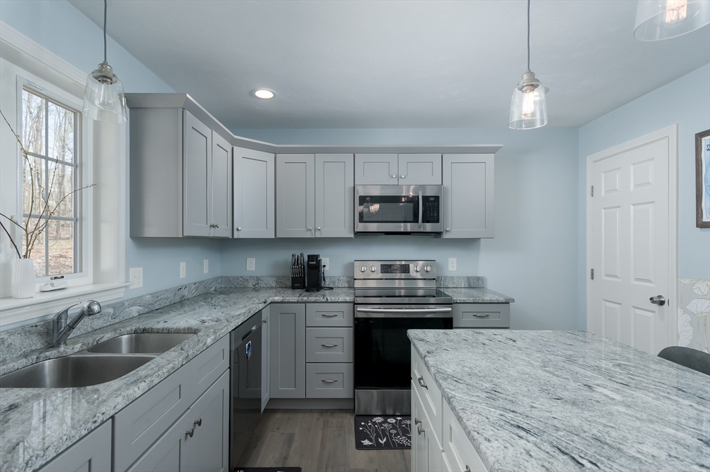 236 Barre Paxton Road, Unit 236 Rutland, MA 01543 - Photo 7 of 36