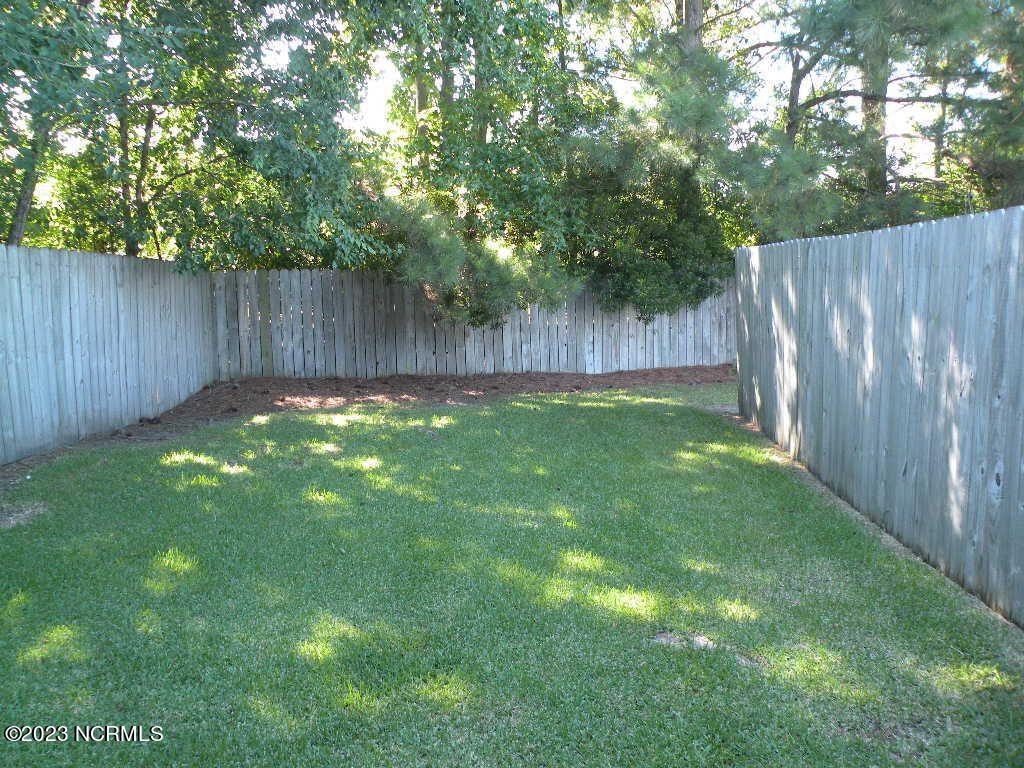 148 B Witten Circle, Unit B Havelock, NC 28532 - Photo 3 of 20 back 2a