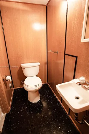 $4,500 | 1998 Northeast 7th Street, Unit 104, Deerfield Beach, FL 33441