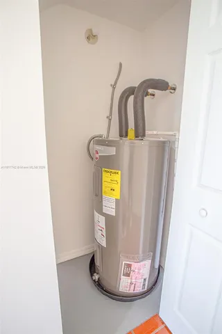 $5,000 | 1998 Northeast 7th Street, Unit 104, Deerfield Beach, FL 33441