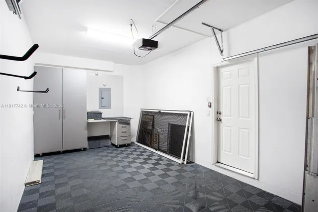 $5,000 | 1998 Northeast 7th Street, Unit 104, Deerfield Beach, FL 33441