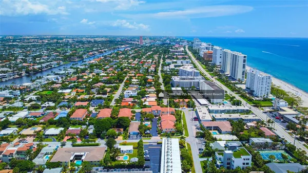 $4,500 | 1998 Northeast 7th Street, Unit 104, Deerfield Beach, FL 33441
