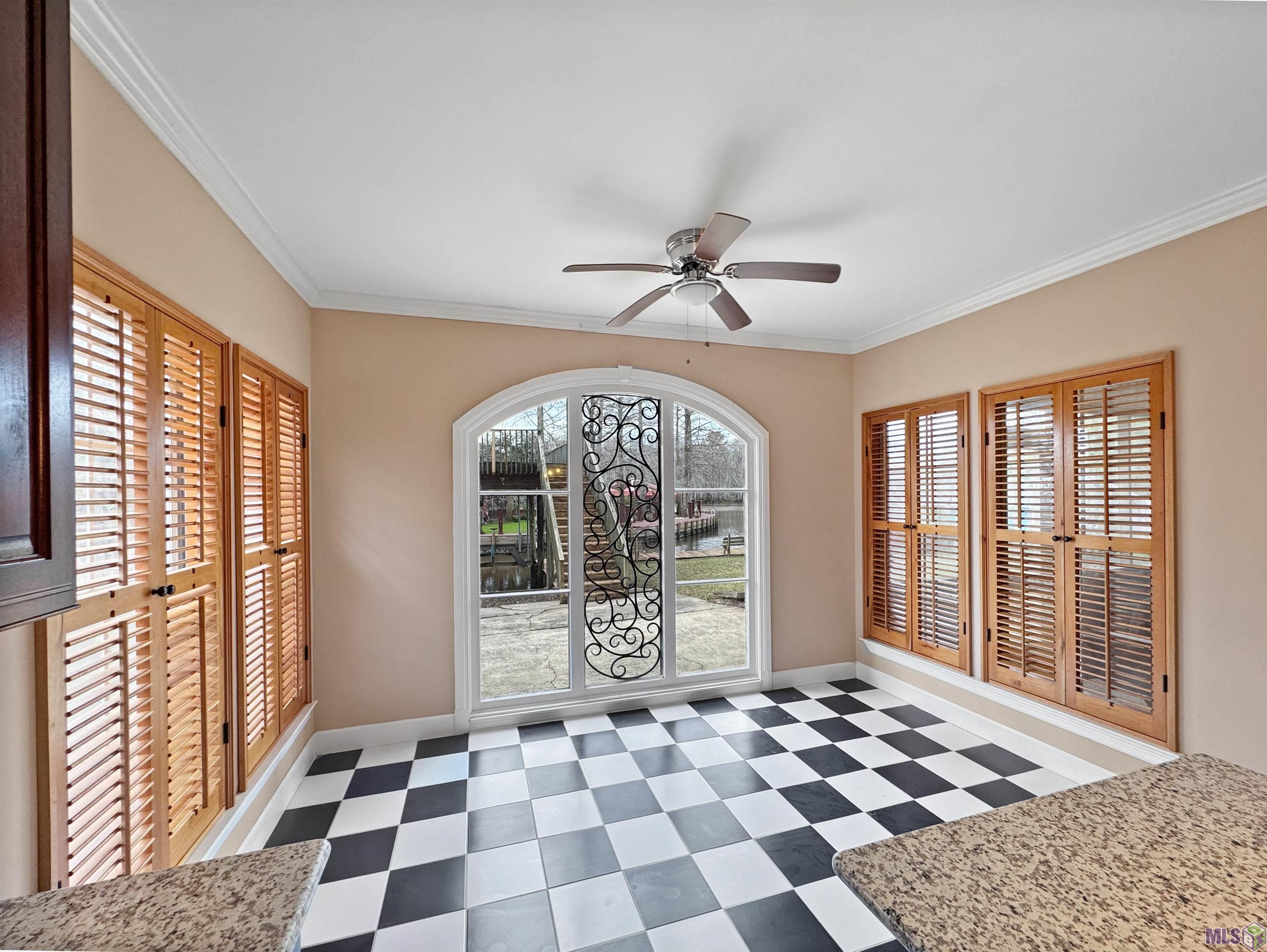 20359 Lynda Lane Springfield, LA 70462 - Photo 12 of 50