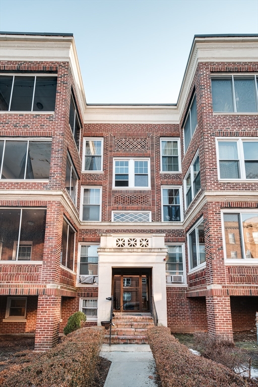 11 Vinal Street, Unit 5 Boston, MA 02135 - Photo 21 of 22