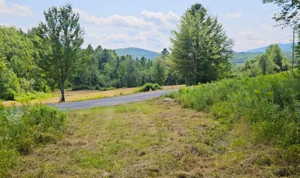 $154,000 | 337 Lakeview Lane, Elmore, VT 05680