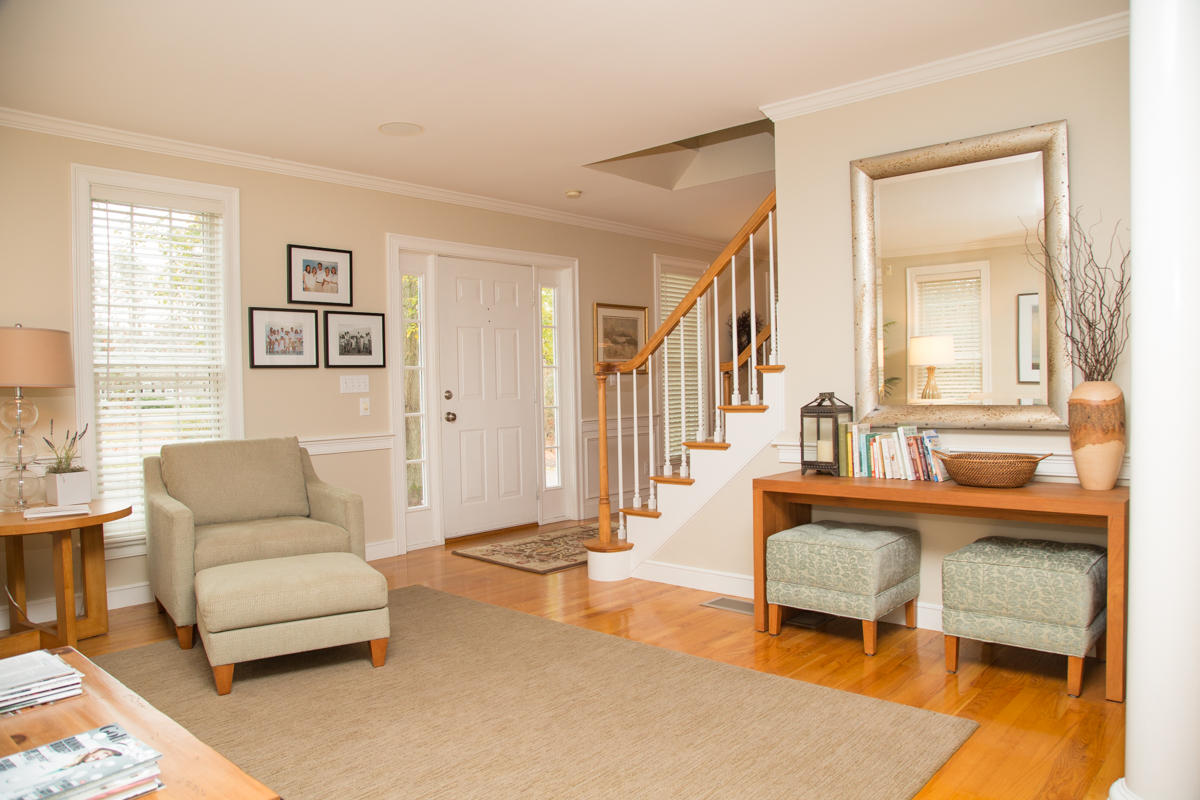 193 Midpine Road Cummaquid, MA 02675 - Photo 3 of 31 a living room with furniture and a table