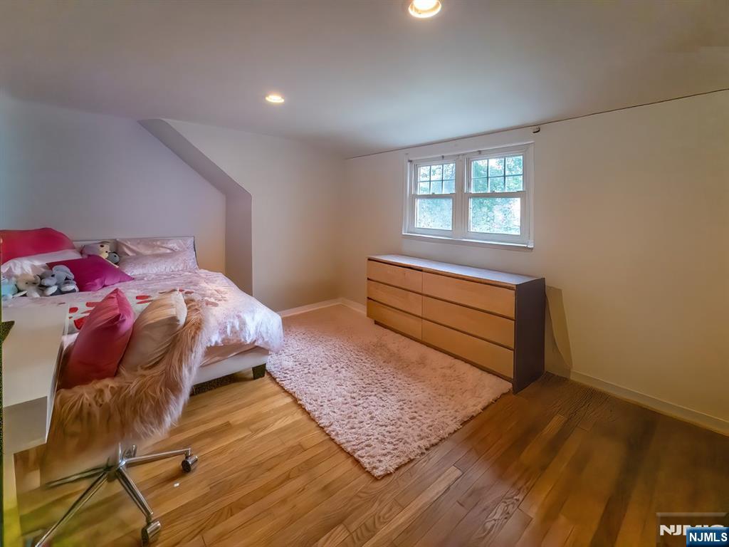 19 Bedford Road Dumont, NJ 07628 - Photo 26 of 39