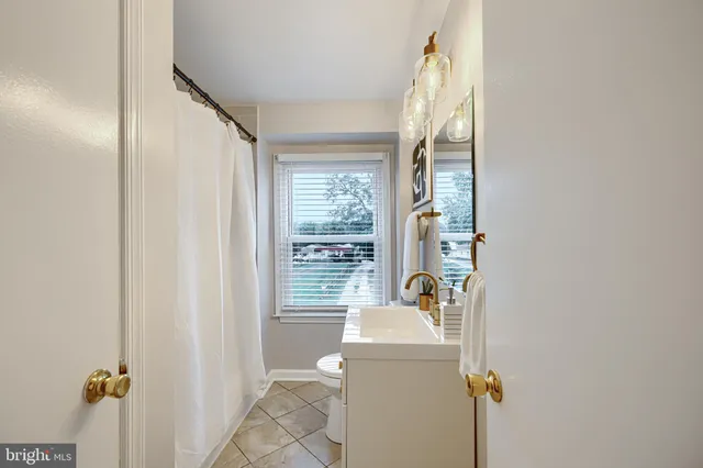 $225,000 | 505 Grovethorn Road, Baltimore, MD 21220