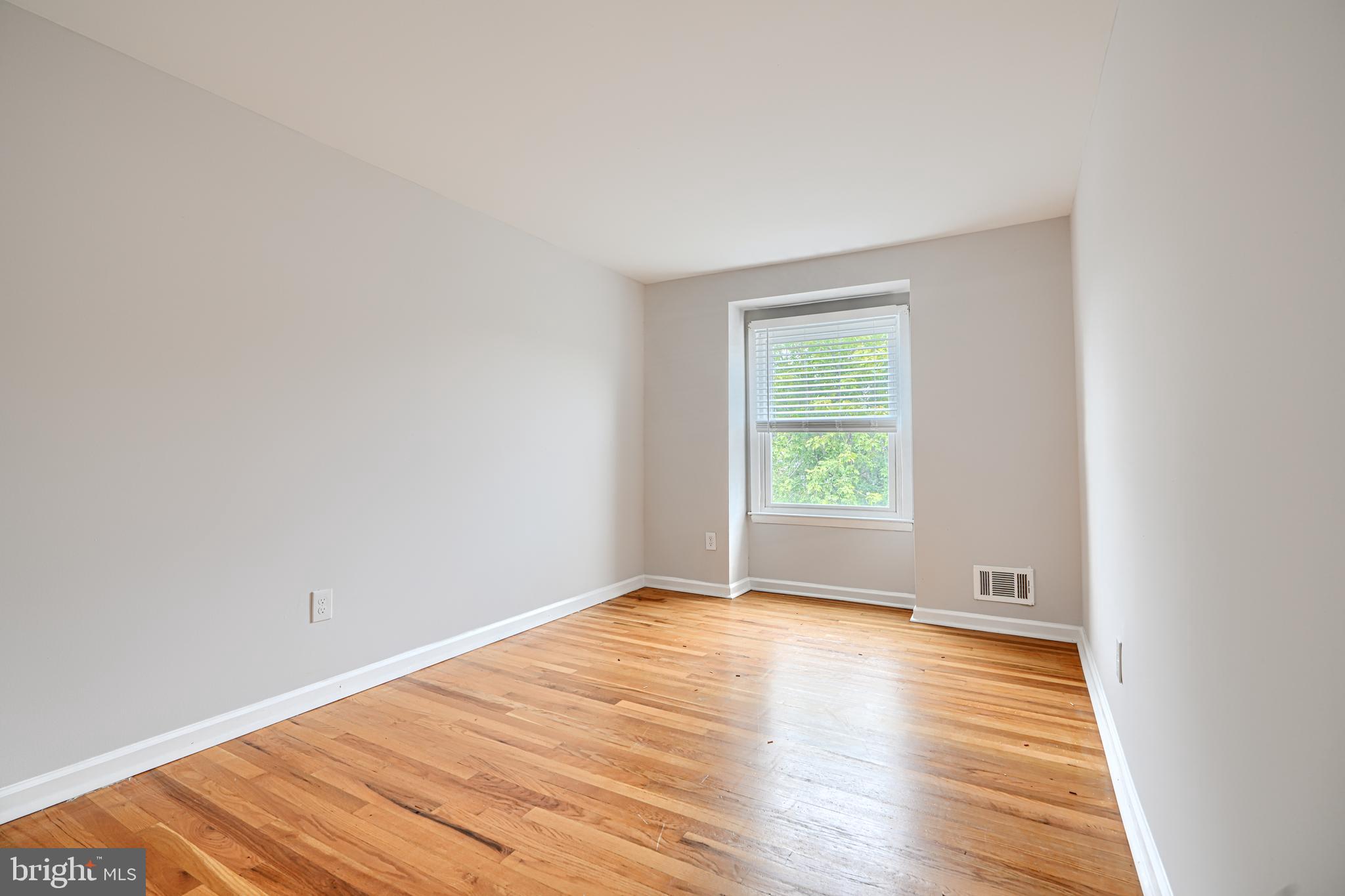 505 Grovethorn Road Baltimore, MD 21220 - Photo 30 of 46 Bedroom 2