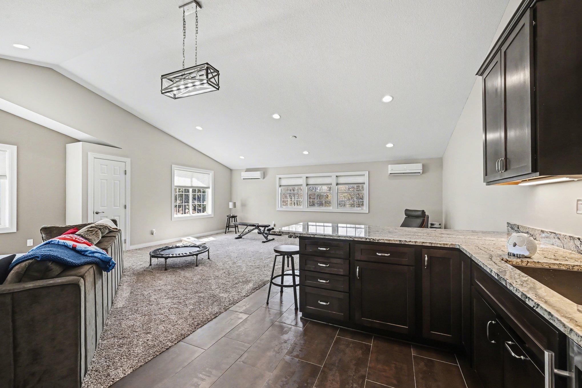 100 Peninsula Road Medicine Lake, MN 55441 - Photo 31 of 60