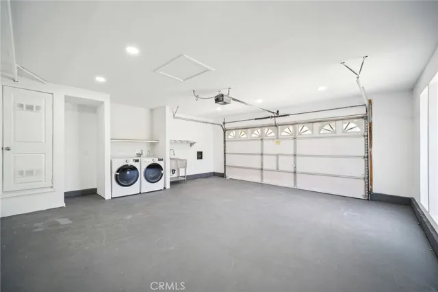 a view of outdoor space yard deck and patio